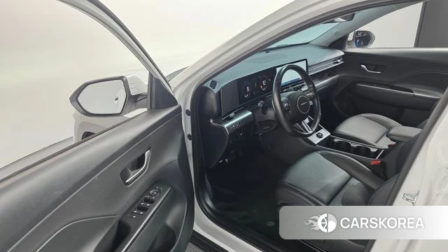 Hyundai Kona (SX2) 2023 Белый из Кореи, фото 2