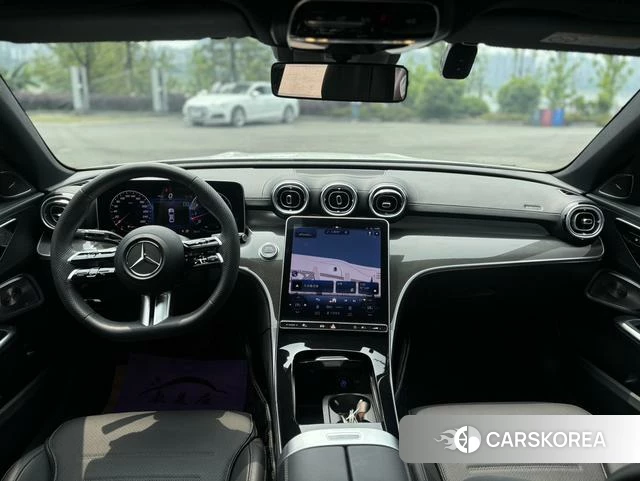 Mercedes-Benz Class C 2024 Белый из Китая, фото 2