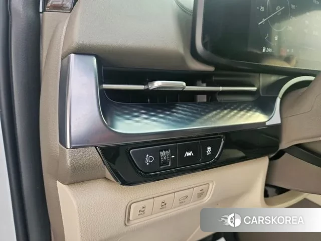 Kia Carnival 4th generation 2021 Белый из Кореи, фото 2