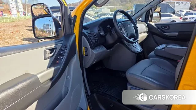 Hyundai The New Grand Starex 2019 Желтый из Кореи, фото 2