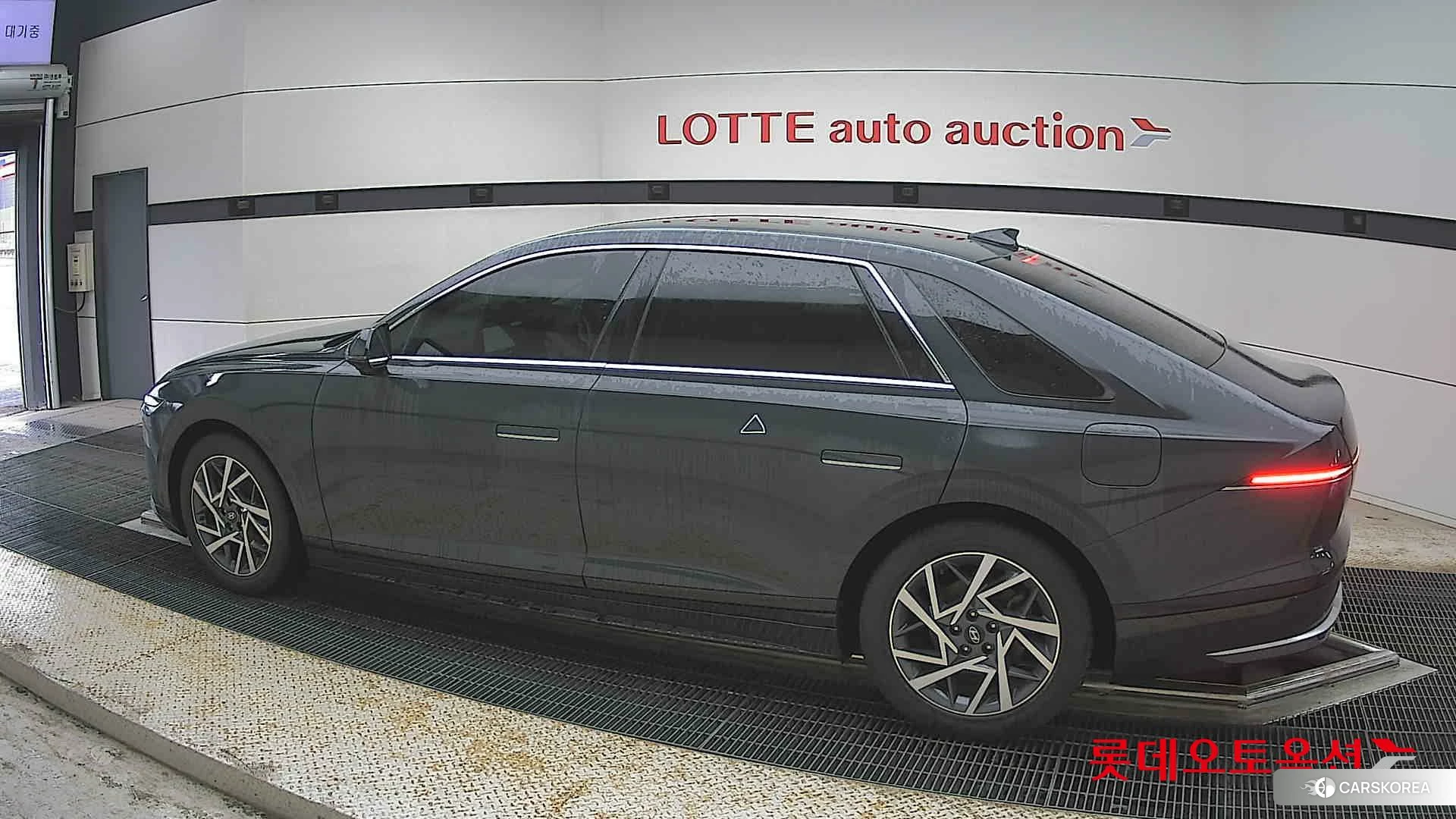 Hyundai Grandeur Hybrid 2023 Другое из Кореи, фото 2