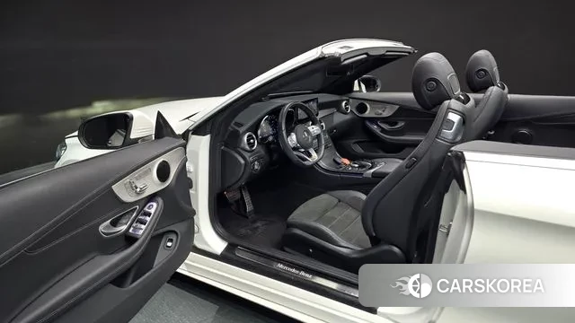 Mercedes-Benz C-Class W205 2023 Белый из Кореи, фото 2