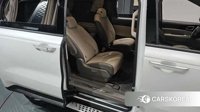 Kia The New Carnival 4th Generation 2024 Белый из Кореи, фото 2