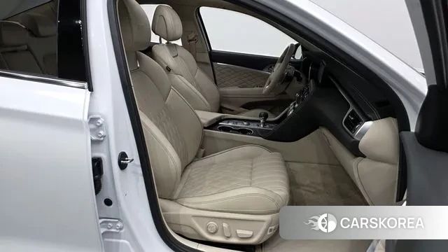 Genesis The New G70 2021 Белый из Кореи, фото 2