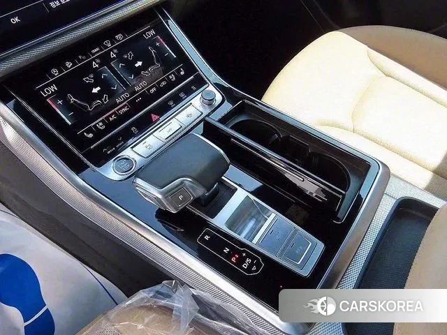 Audi Q8 (4M) 2021 Серый из Кореи, фото 2