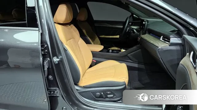 Kia K5 3rd generation 2023 Серый из Кореи, фото 2