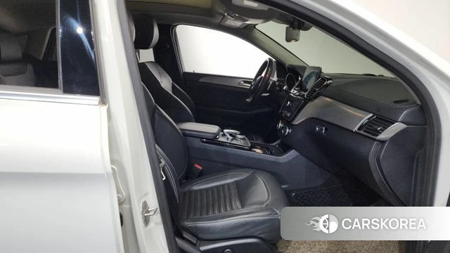 Mercedes-Benz GLE - Class W166 2018 Белый из Кореи, фото 2