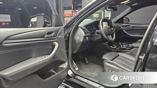 BMW X4 (G02) 2023 Черный из Кореи, фото 2