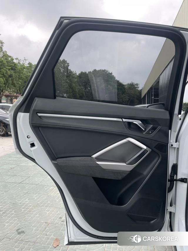 Audi Q3 2022 Белый из Китая, фото 2