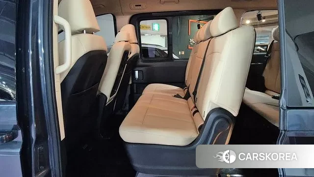 Hyundai Staria 2024 Серый из Кореи, фото 2