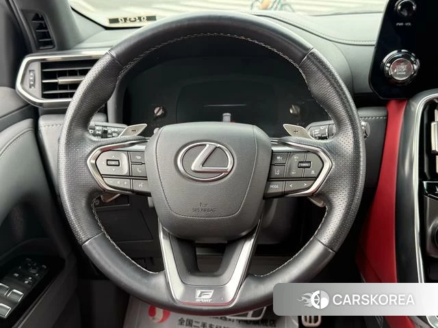 Lexus LX 2023 Белый из Китая, фото 2