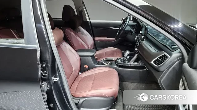 Kia Seltos 2019 Черный из Кореи, фото 2