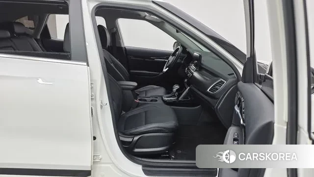 Kia Seltos 2022 Белый из Кореи, фото 2