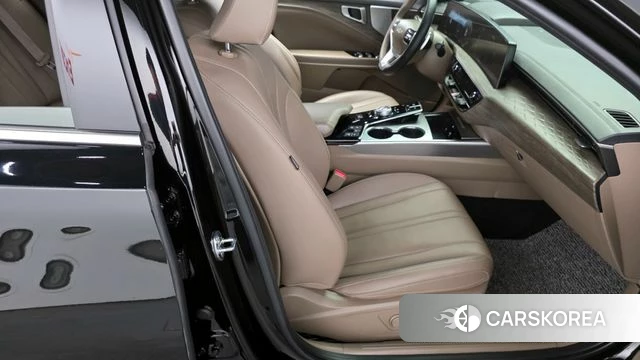 Kia K8 2023 Черный из Кореи, фото 2