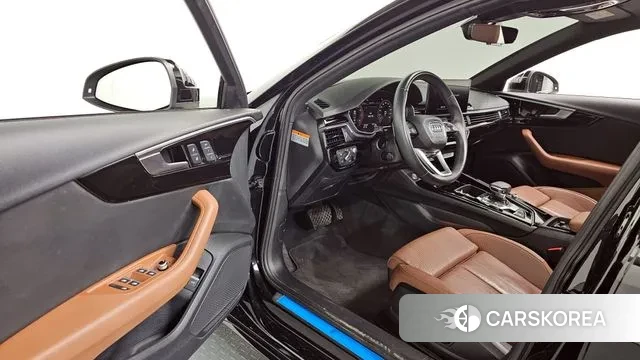 Audi A4 (B9) 2021 Черный из Кореи, фото 2