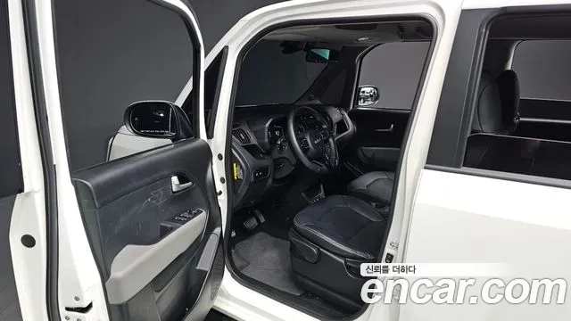 Kia The New Kia Ray 2023 Белый из Кореи, фото 2