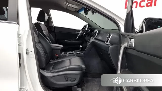 Kia Sportage The Bold 2021 Белый из Кореи, фото 2