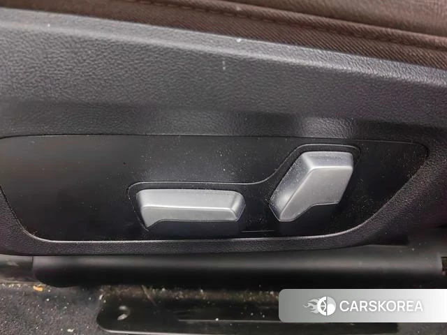 BMW 3 series 2021 Белый из Китая, фото 2
