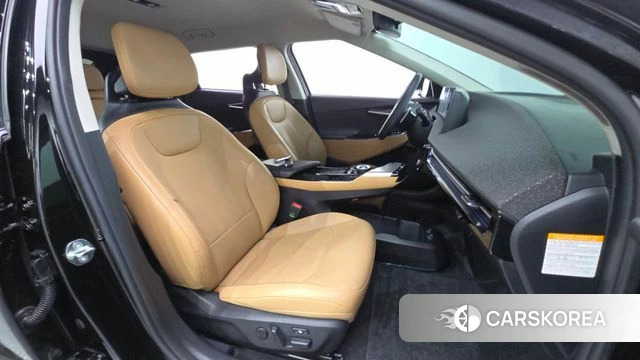 Kia EV6 2023 Черный из Кореи, фото 2