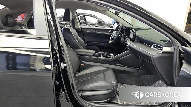 Kia K5 3rd generation 2022 Черный из Кореи, фото 2