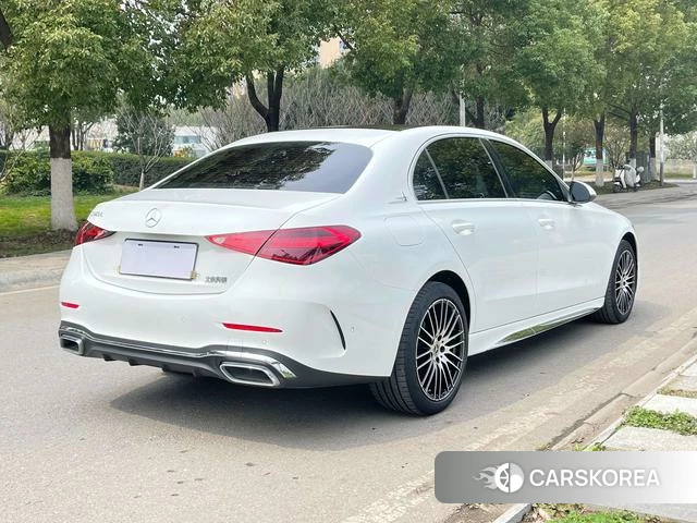 Mercedes-Benz Class C 2024 Белый из Китая, фото 2