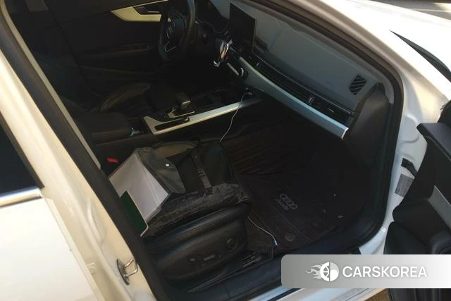 Audi A4L 2022 Белый из Китая, фото 2