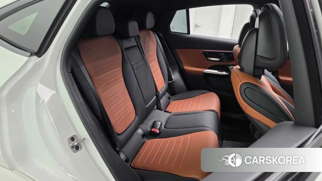 Mercedes-Benz GLC-Class X254 2024 Белый из Кореи, фото 2
