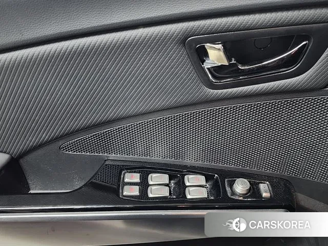 Ssangyong Tivoli Armor 2019 Белый из Кореи, фото 2