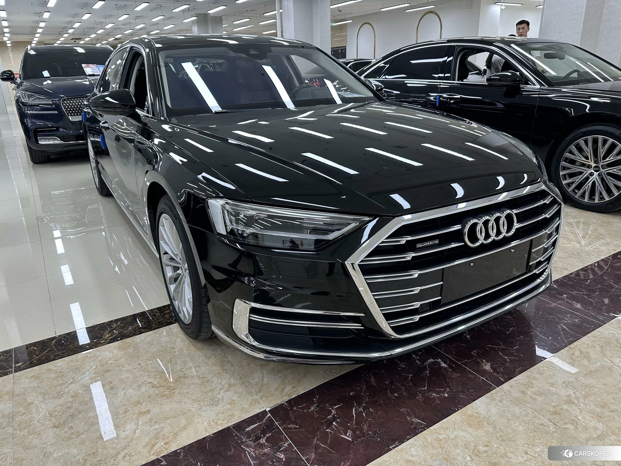 Audi A8 2020 Черный из Китая, фото 2