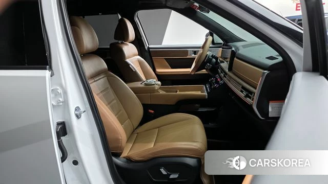 Hyundai Santa Fe (MX5) 2024 Белый из Кореи, фото 2