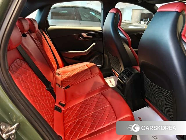 Audi S4 2024 Зеленый из Китая, фото 2