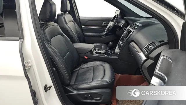 Ford Explorer 2019 Белый из Кореи, фото 2