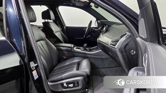 BMW X5 (G05) 2021 Черный из Кореи, фото 2