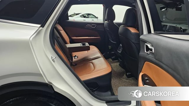 Kia Sportage 5th Generation Hybrid 2022 Белый из Кореи, фото 2