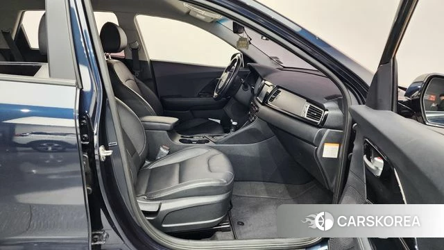 Kia Niro 2018 Синий из Кореи, фото 2