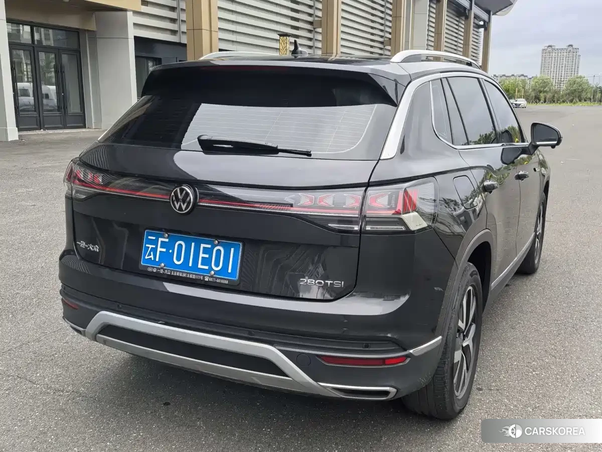Volkswagen Tayron 2023 Черный из Китая, фото 2