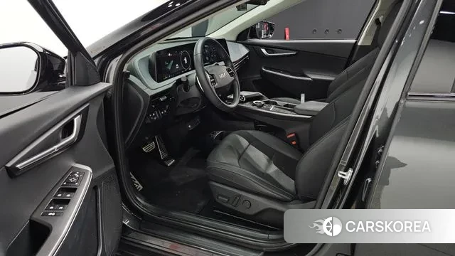 Kia EV6 2023 Серый из Кореи, фото 2