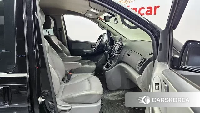 Hyundai The New Grand Starex 2019 Черный из Кореи, фото 2