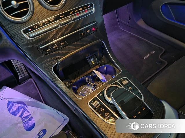 Mercedes-Benz C-Class W205 2021 Белый из Кореи, фото 2