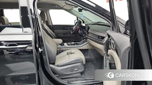 Kia The New Carnival 4th Generation 2024 Черный из Кореи, фото 2