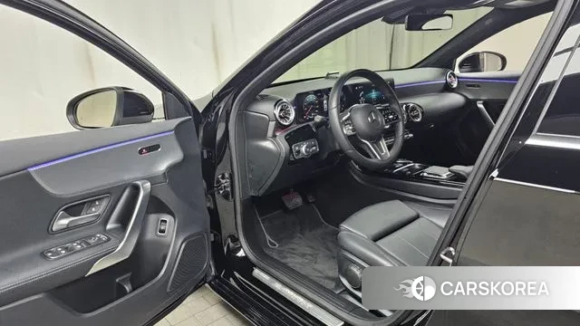 Mercedes-Benz A-Class W177 2022 Черный из Кореи, фото 2