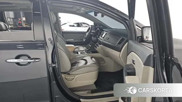 Kia The New Carnival 2018 Серый из Кореи, фото 2