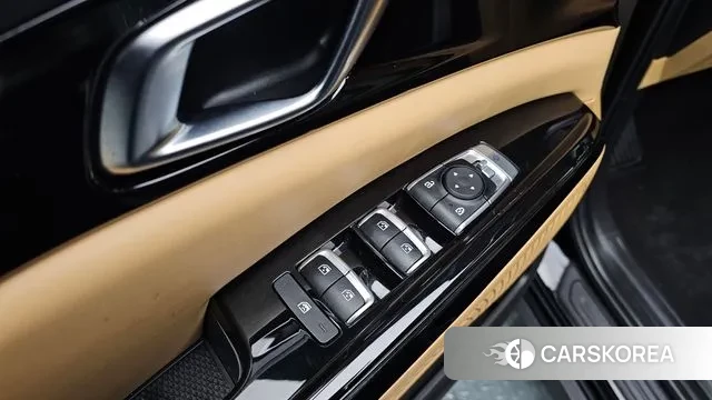 Kia Carnival 4th generation 2023 Черный из Кореи, фото 2