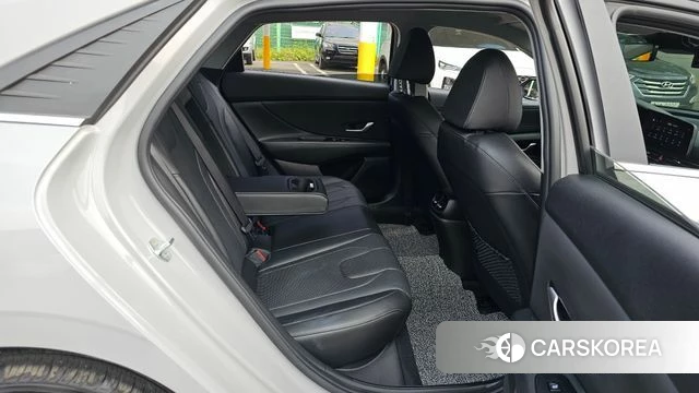 Hyundai Avante (CN7) 2021 Серебристо-серый из Кореи, фото 2