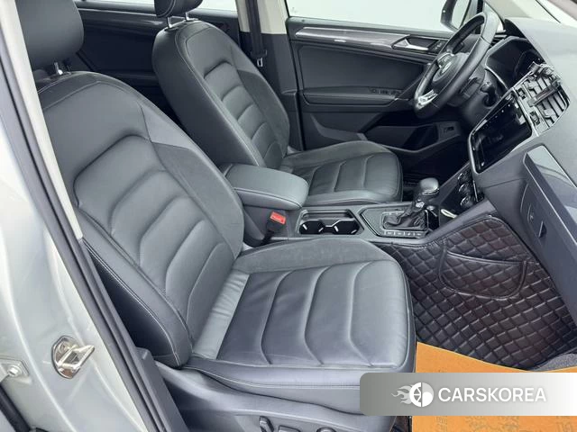 Volkswagen Tiguan L 2021 Шампань из Китая, фото 2