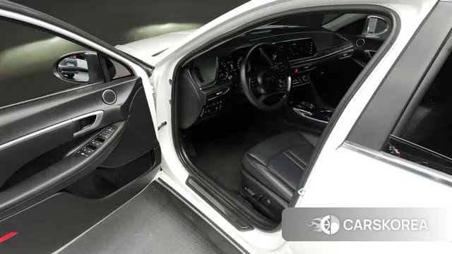 Hyundai Sonata (DN8) 2021 Белый из Кореи, фото 2