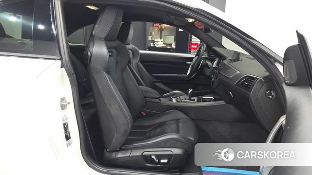 BMW M2 (F87) 2021 Белый из Кореи, фото 2