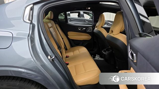 Volvo S60 3rd generation 2021 Серый из Кореи, фото 2