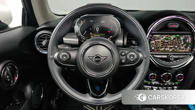 Mini Cooper 2021 Зеленый из Кореи, фото 2
