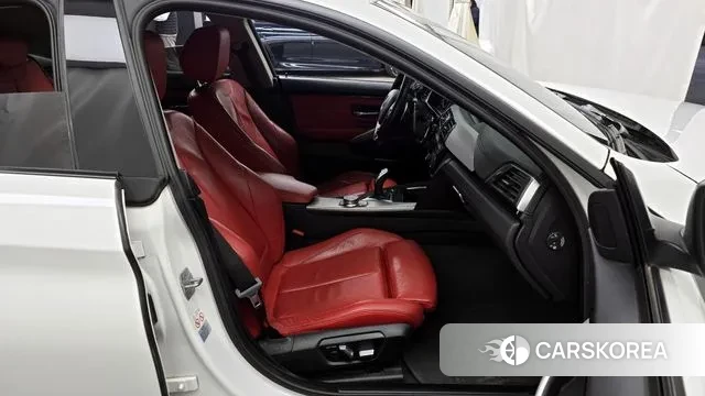 BMW 4 Series (F32) 2018 Белый из Кореи, фото 2